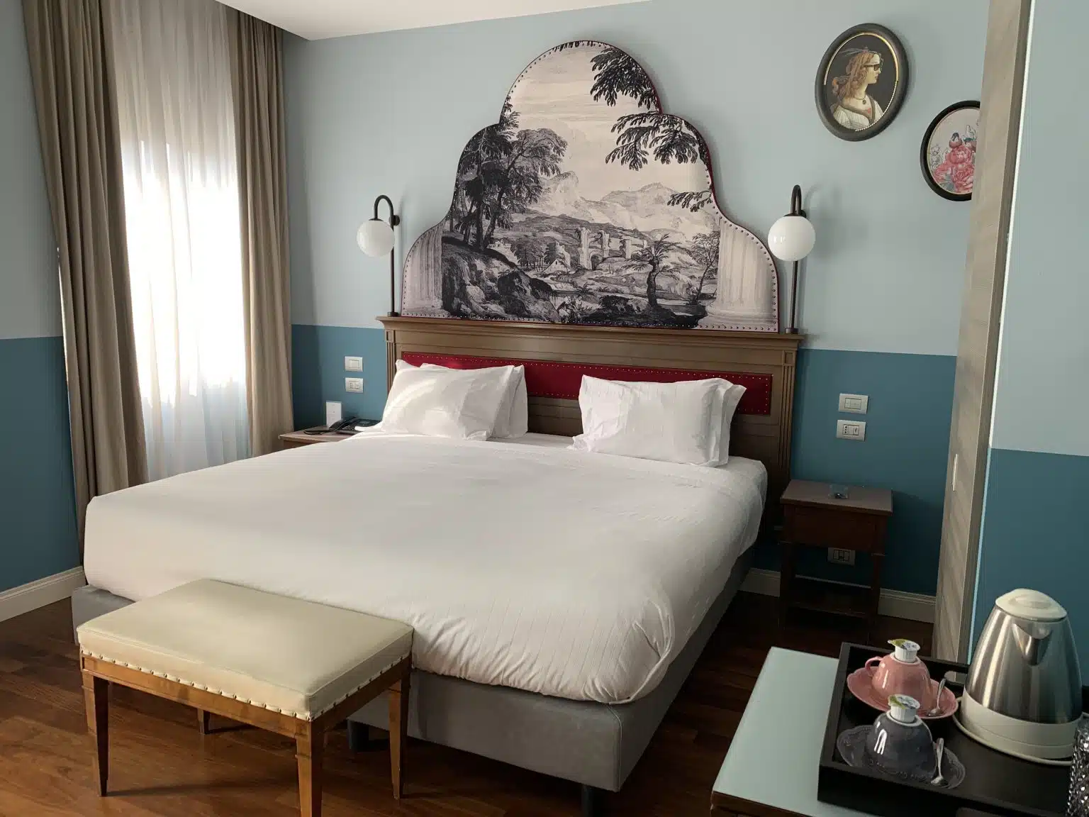 Hacking Hotels The Ultimate Guide to Travel Hacking: Hotel Rewards - The Globetrotting ...