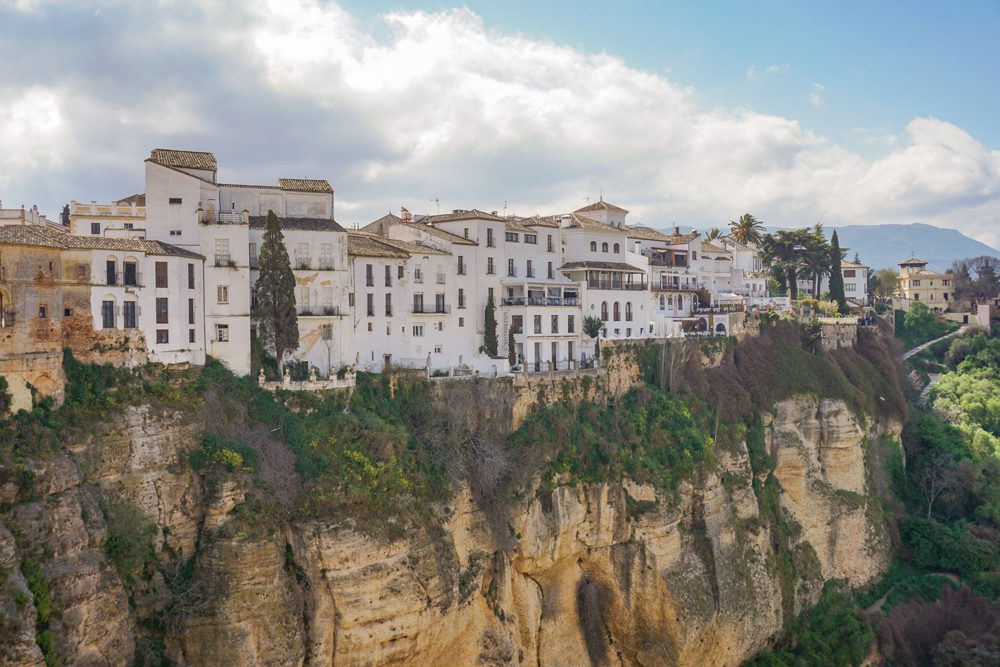 Ronda Spain houses on the edge of the gorge