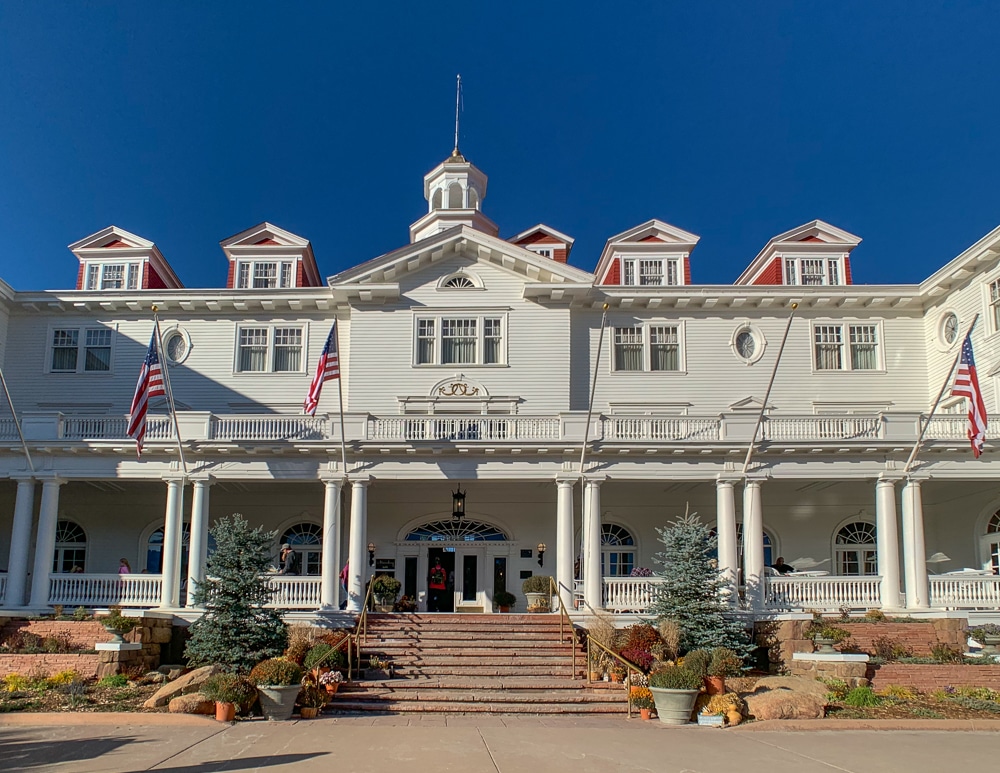 White historic Stanley Hotel in Estes Park Colorado